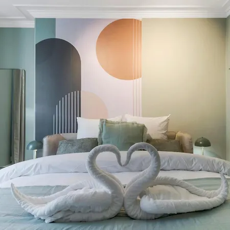 Et Moderne - Invalides Apartment *