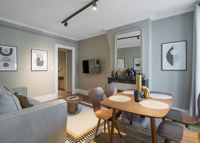 Et Moderne - Invalides