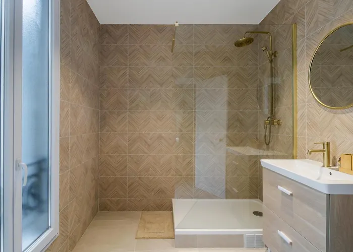 Et Moderne - Invalides パリ