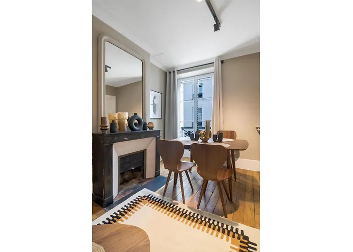 Et Moderne - Invalides アパート パリ