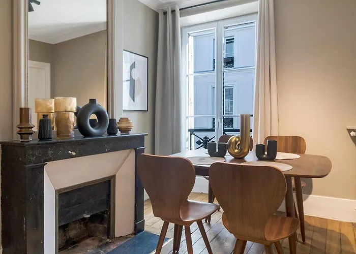 Et Moderne - Invalides * パリ